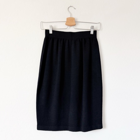 St. John Basics Black Santana Knit Pencil Skirt Size 2 - Picture 4 of 6